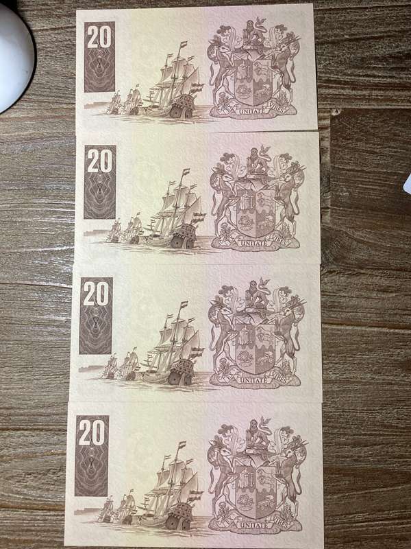 De Kock   * R20 * 4 in sequence