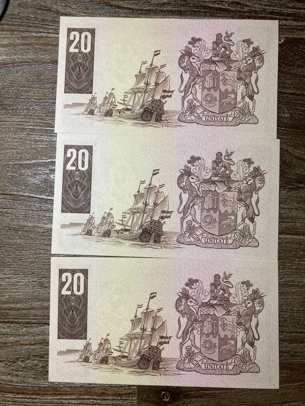 De Kock   * R20 * 3 in sequence