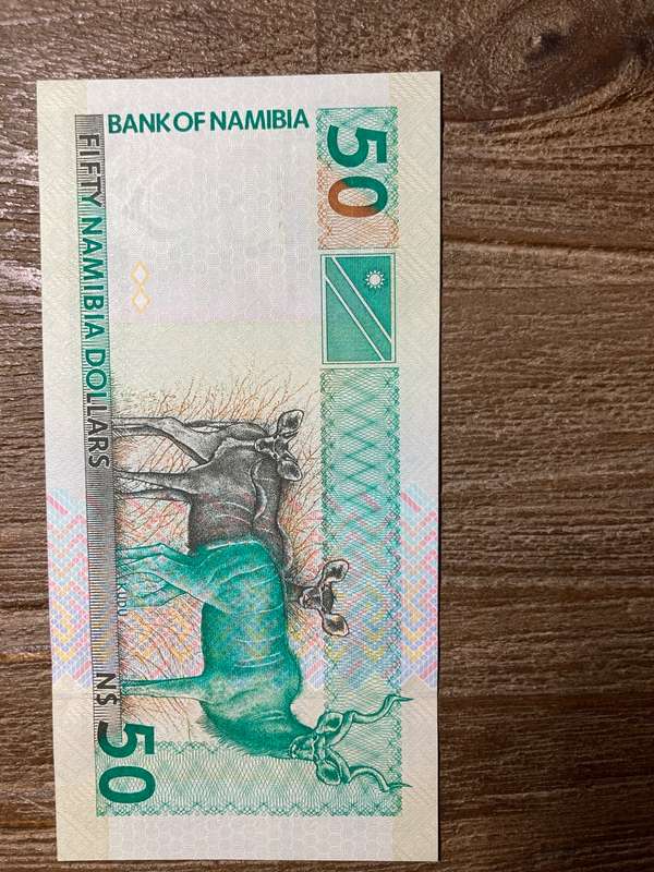 Namibia $50 uncirculated Error on alignment
