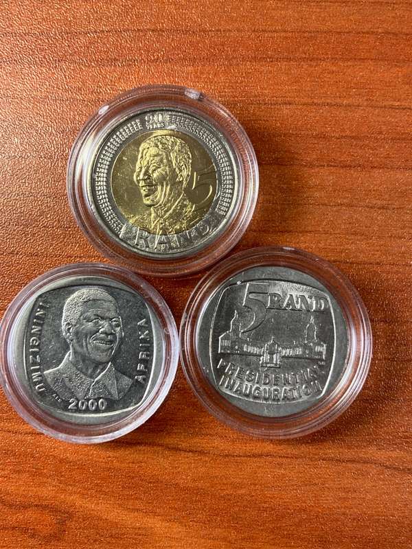 3 MANDELA COINS IN CAPSULES * 1994 inauguration(circ) 2000 smiley(circ) 2008 birthday (unc) 1 price