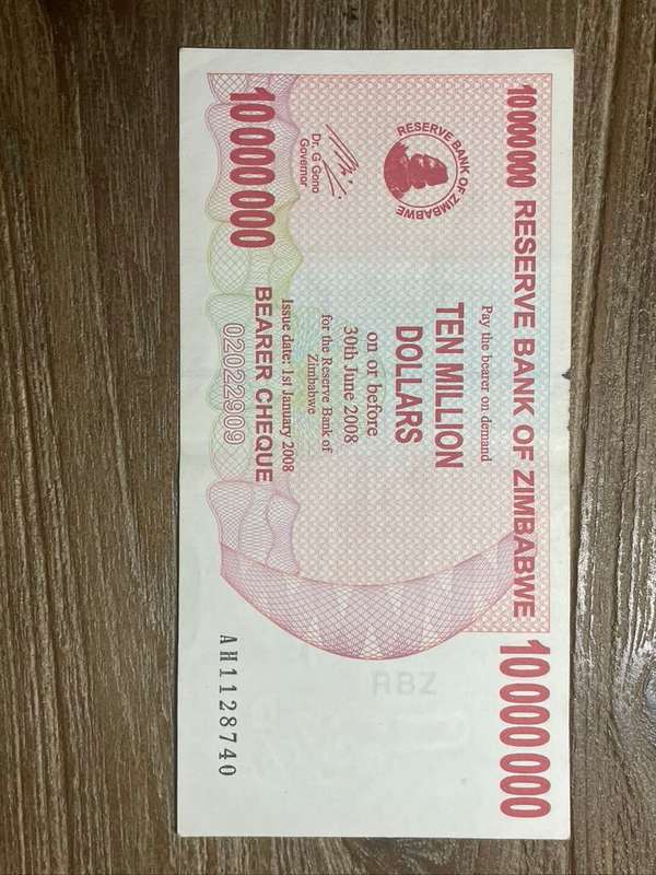 Zimbabwe  ***  10 million  ***  2008 Bearer Cheque  ***  Very collectable and crisp