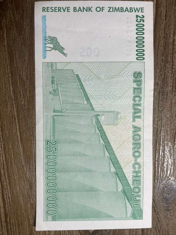 Zimbabwe  ***  25 Billion  ***  2008 special Agro Cheque  ***  Very collectable