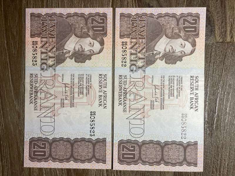 GPC de Kock  ***  R20  ***   Third issue  ***  Very collectable and crisp 2  in sequence