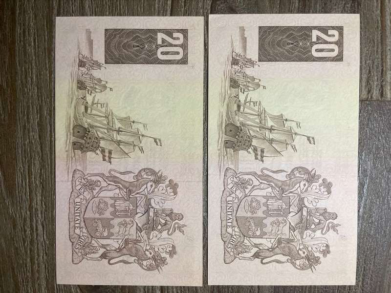 GPC de Kock  ***  R20  ***   Third issue  ***  Very collectable and crisp 2  in sequence