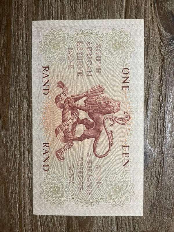 Rissik  ***  R1  ***  1962  first issue  ***  Uncirculated condition