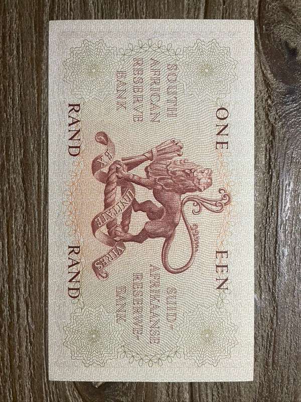 Rissik  ***  R1  ***  1962  first issue  ***  Uncirculated condition