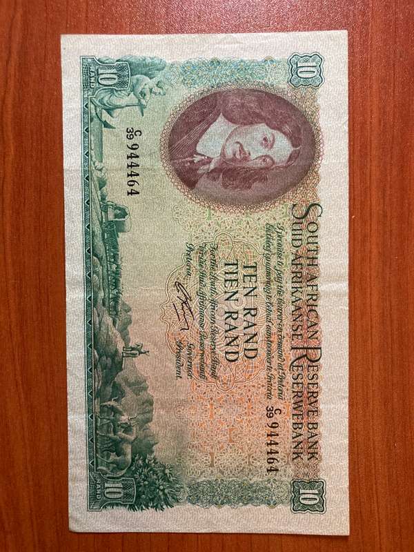 G Rissik  ***  R10  ***  Rissik 1962 First issue  ***  Collectable C39 944464 cool number