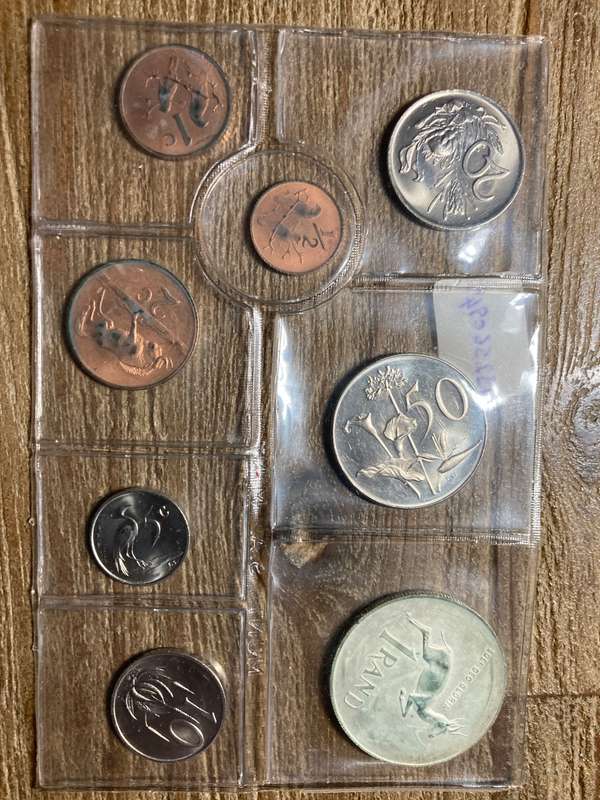 1971 uncirculated set with silver R1