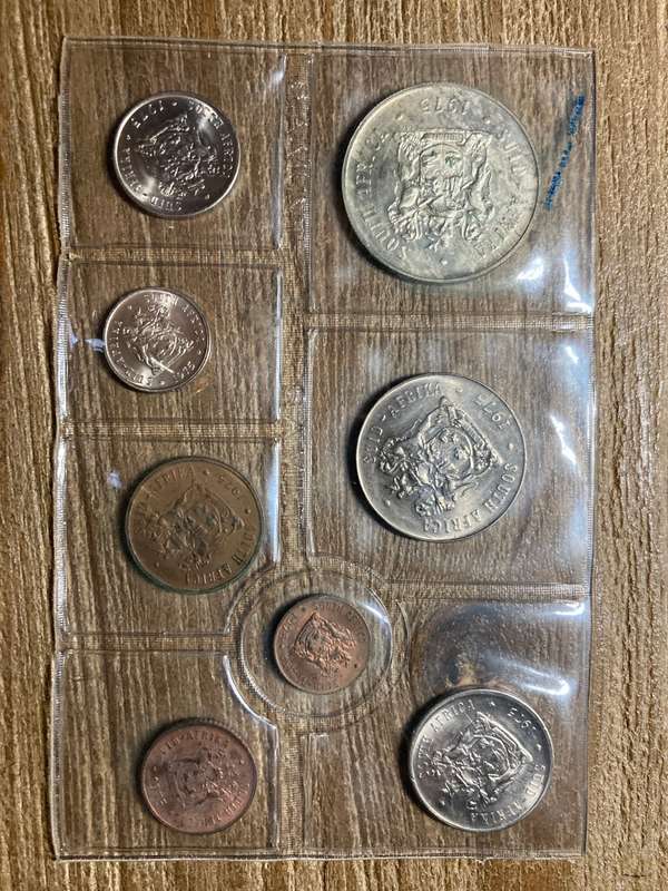 1971  *** uncirculated set * with silver R1