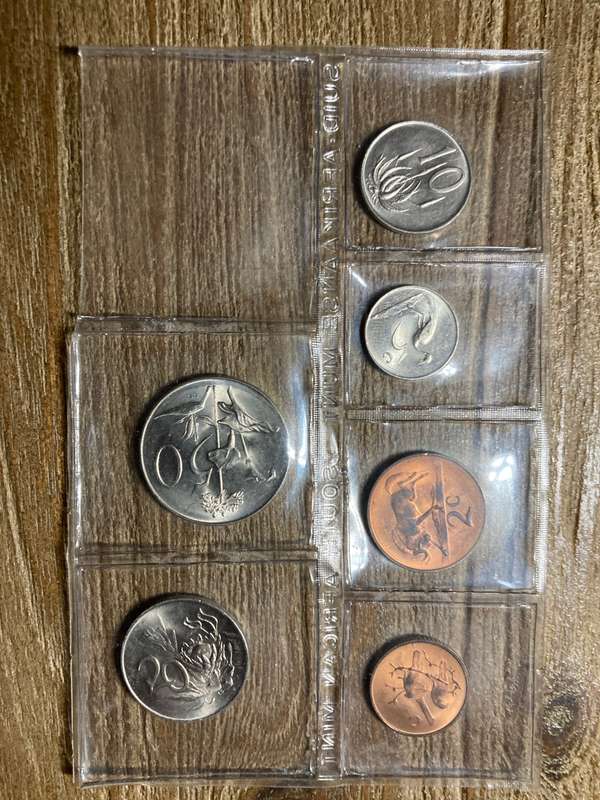 1968  *** uncirculated set * no R1