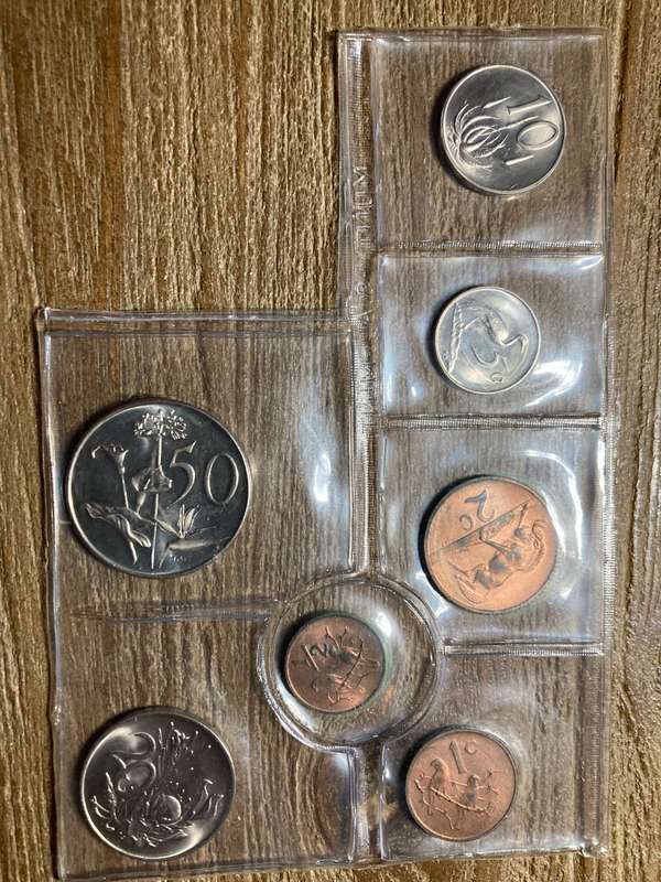 1972 *** uncirculated set * no R1