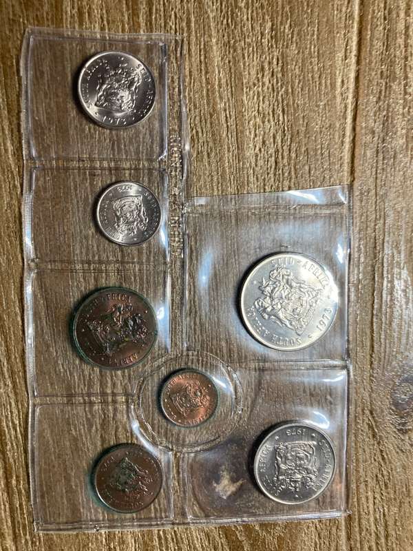 1973 *** uncirculated set * no R1