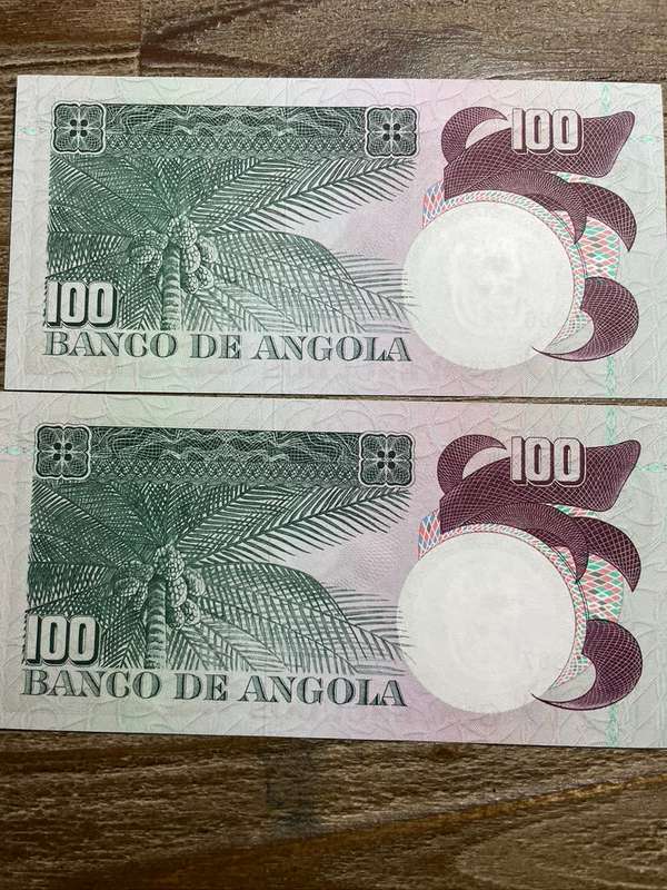 Angola   *  100 escudos  *  1973  *  2 consecutive notes