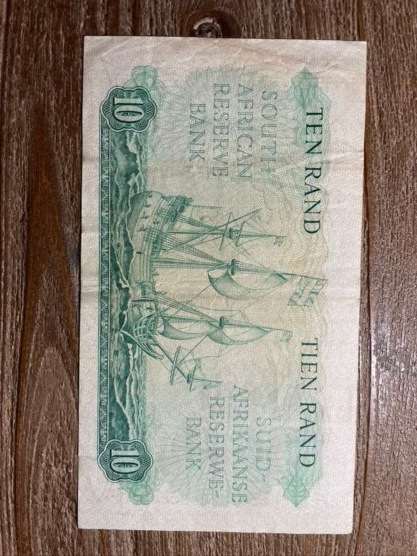 Lorenzo Marques  *  10 centavos  *  1914 issue  *  centre fold