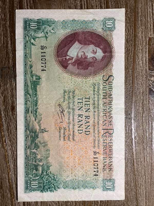 Lorenzo Marques  *  10 centavos  *  1914 issue  *  centre fold
