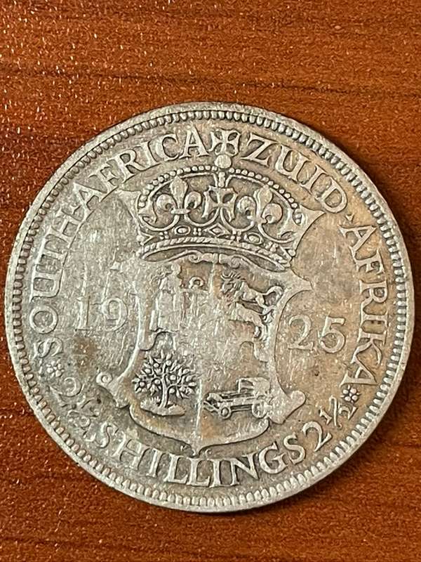 1925 *** 2 1/2 Shilling *** Scarce coin in an y grade