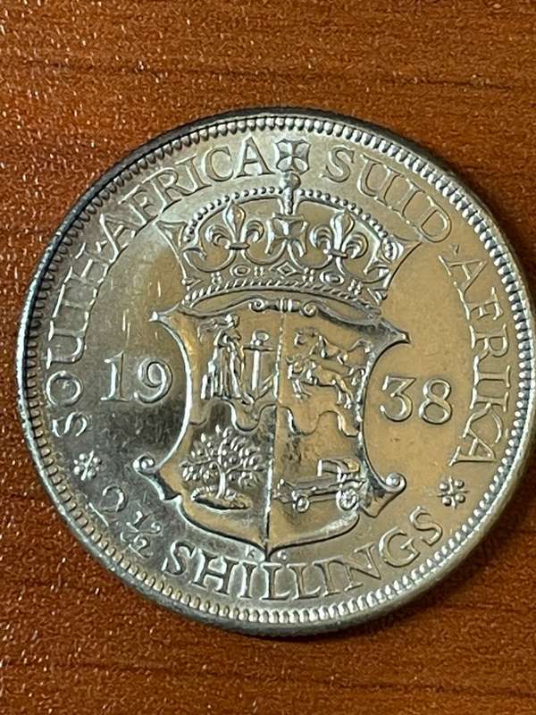 1938 *** 2 1/2 Shilling *** Au details polished