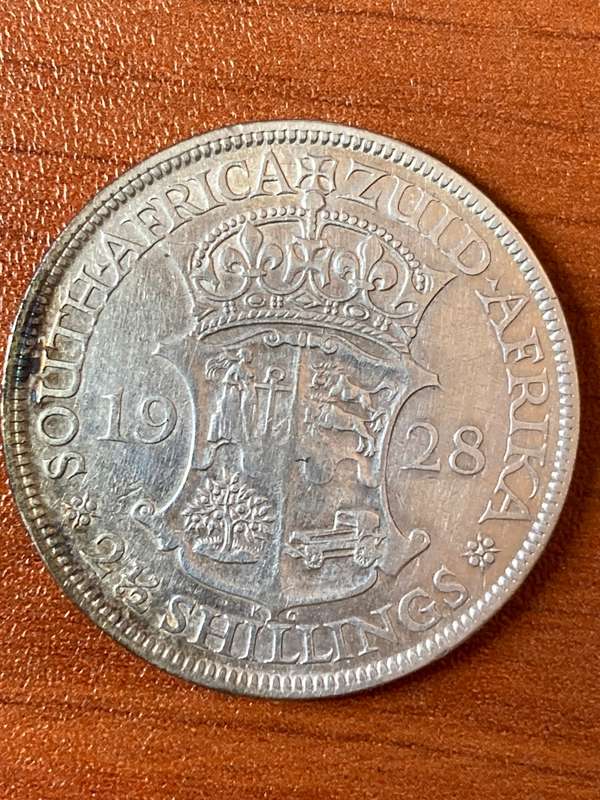 1928 *** 2 1/2 Shilling *** vf details hairlines