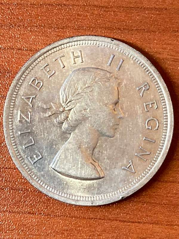 1953 *** 5 Shilling *** Always collectable