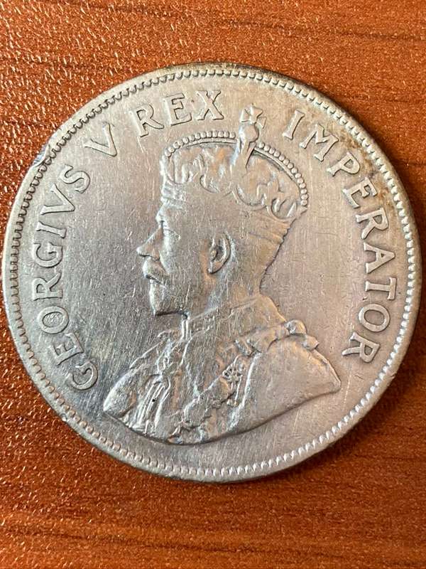 1929 *** 2 1/2 Shilling *** Great details, VF + but for surface hairlines