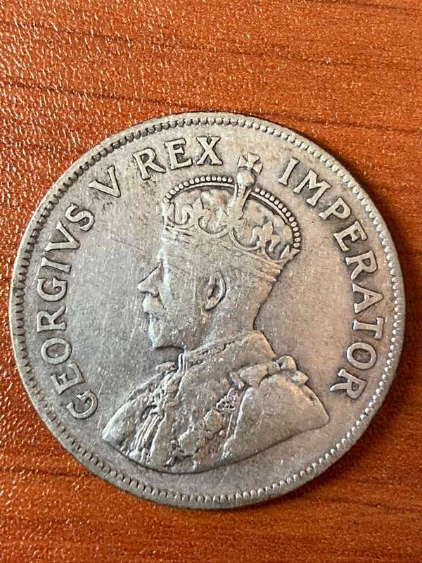 1929 *** 2 1/2 Shilling *** XF details, still collectable