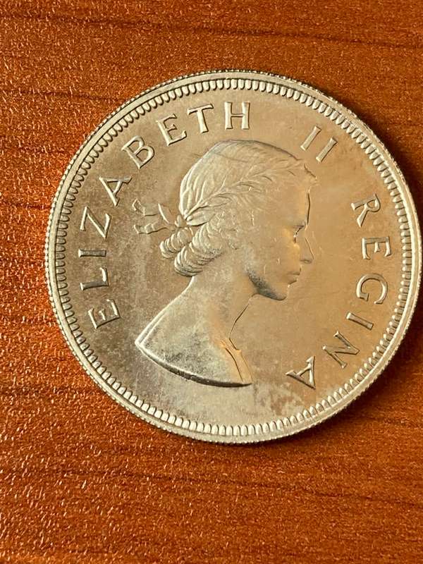 1958 *** 2 1/2 Shilling *** looks uncirculated