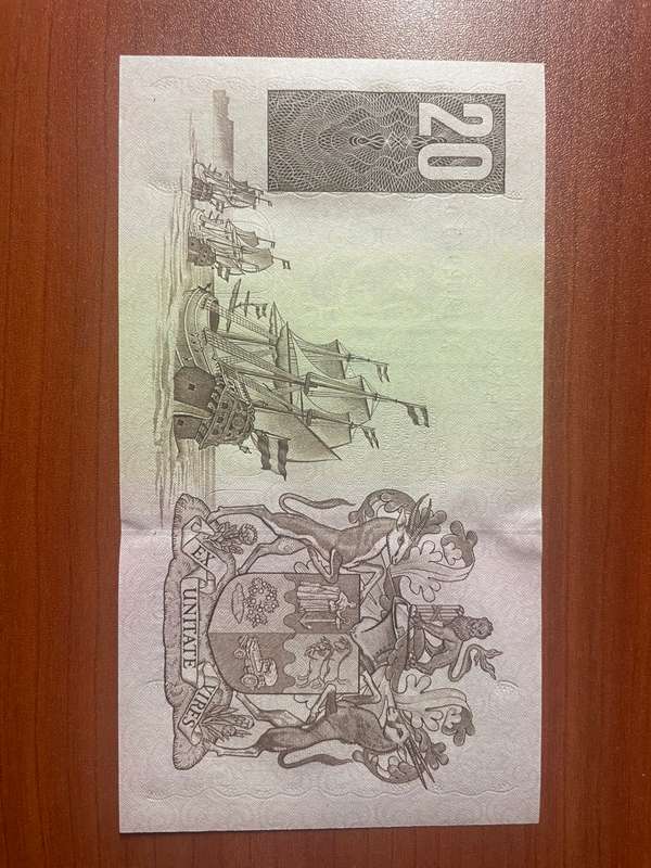 Stal *** R20 Replacement note 1990 first issue *** Top note