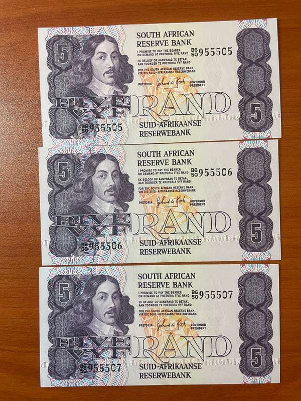 GHC de Kock *** R5 ***1984 3rd issue *** 3 consecutive notes but slight paperclip