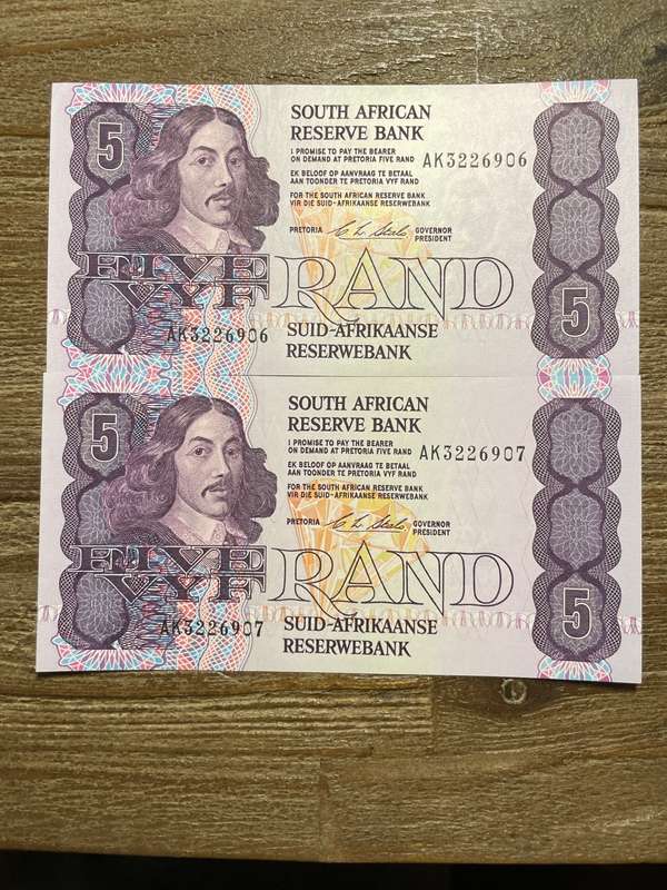 Stals *** R5 ***1990 First and only issue *** great condition all 2