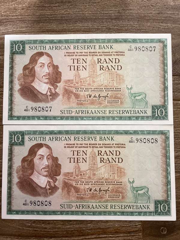 De Jongh *** R10 *** 1975 third issue *** 2 great consecutive notes