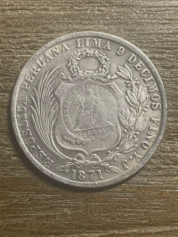 1871 *** Peruana un sol *** Imitation Crown not silver