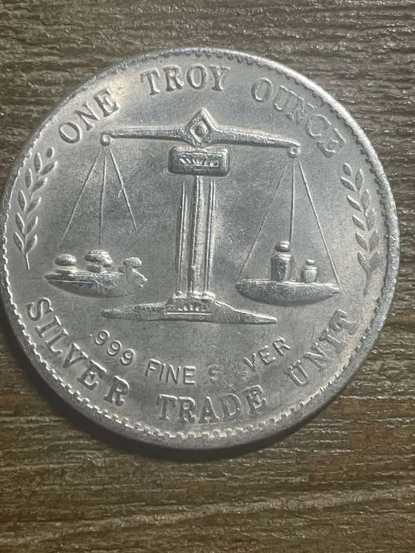 unknown date *** Troy ounce *** Imitation Crown not silver