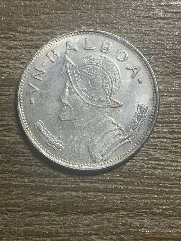 1934 *** Panama *** Imitation Crown not silver