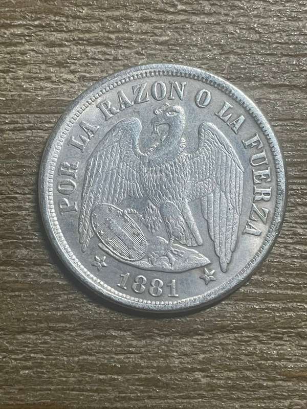 1881 *** Chile 1 peso *** Imitation Crown not silver
