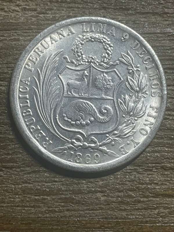 1869 *** Peruana crown *** Imitation Crown not silver