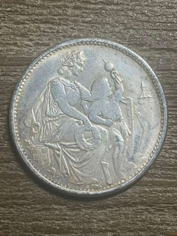 No date *** 5F crown *** Imitation Crown not silver