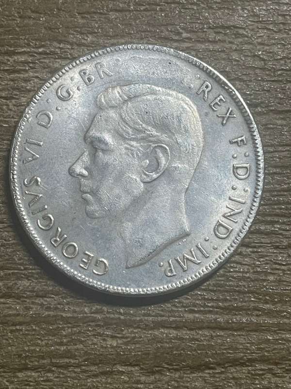 1937 *** Australian Crown *** Imitation Crown not silver