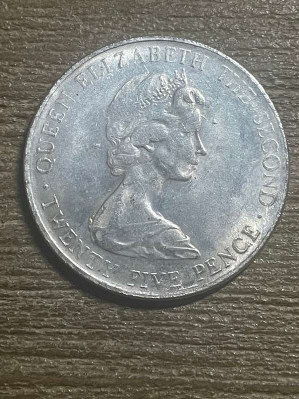 1978 *** Geurnsey royal visit *** Imitation Crown not silver