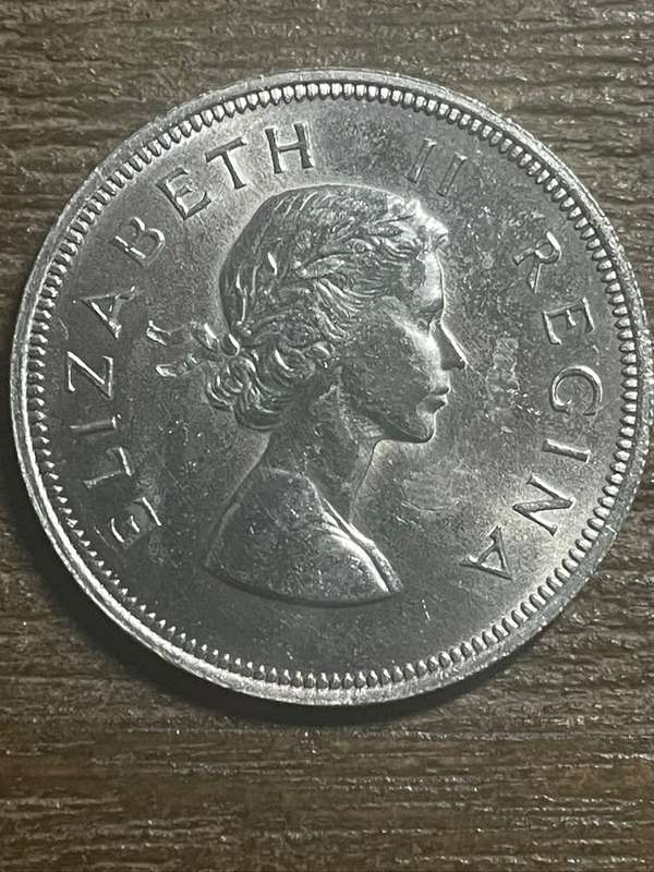 1960 *** 2 1/2 Shilling *** Broke an unc set, low mintage 15 528
