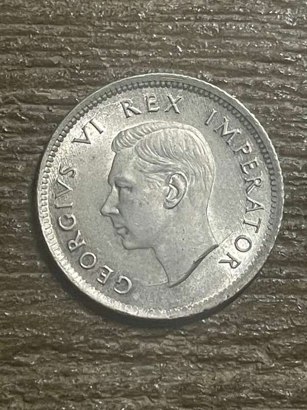 1942 *** 6P *** au to unc