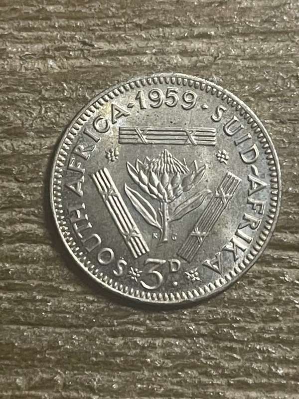 1959 *** 3P *** has great mint lustre
