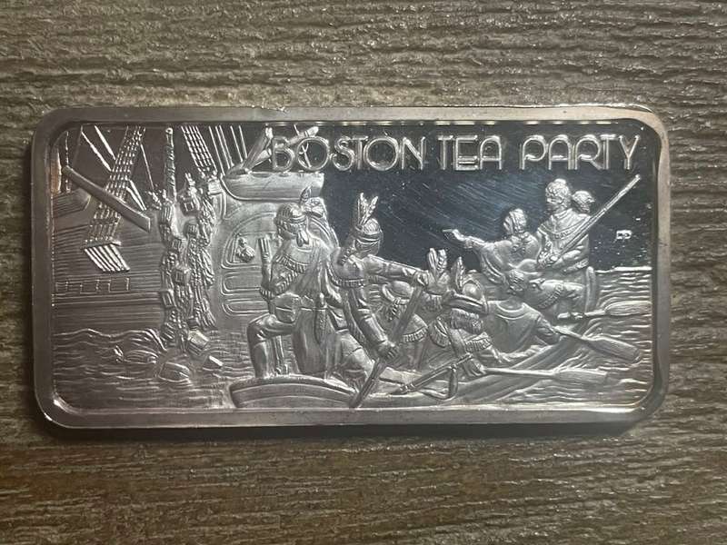 Silver 1 oz *** Boston Tea Party *** 1976 Hamilton Mint do your research