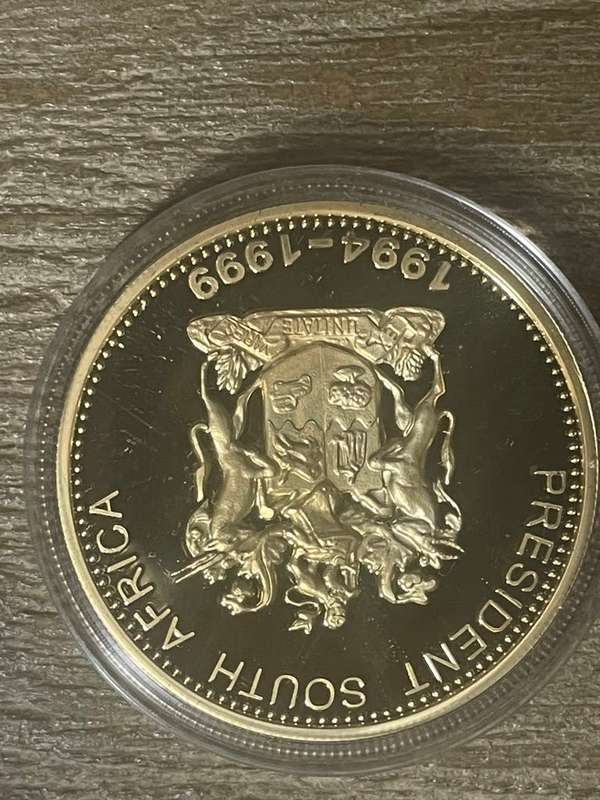 Mandela Medal *** no date *** Commemorative