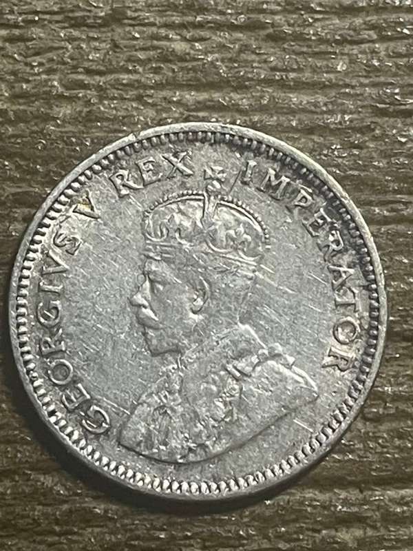 1935 *** 6P *** decent and collectable