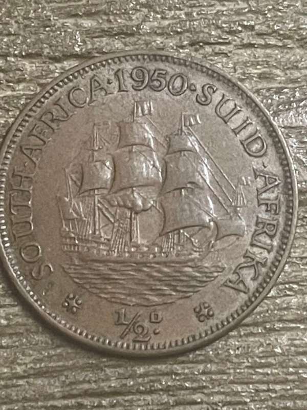 1950 *** 1/2 Penny *** A/unc  under R80