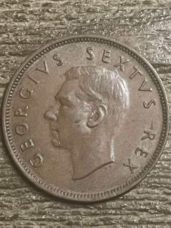 1950 *** 1/2 Penny *** A/unc  under R80