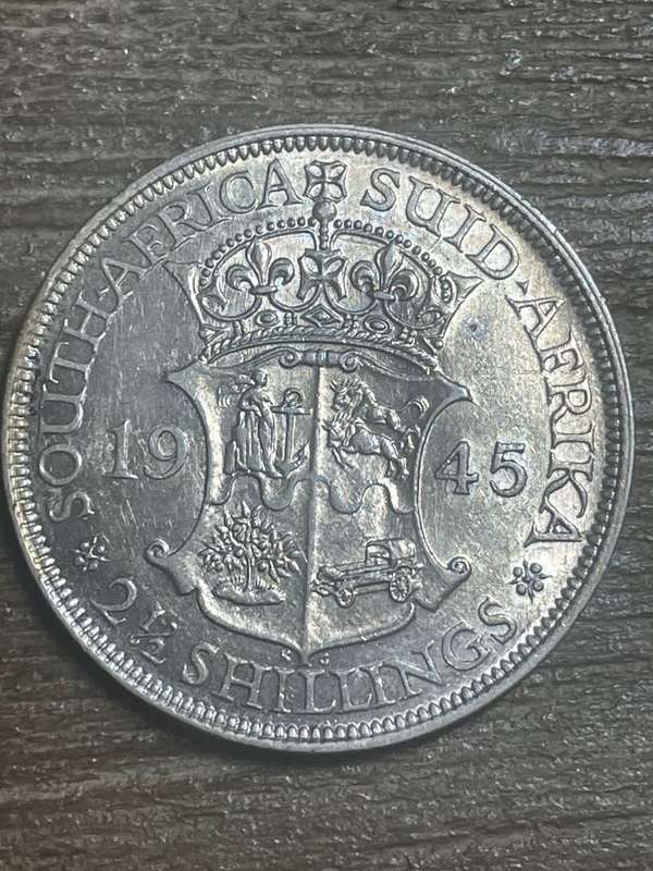 1945 *** 2 1/2 Shilling *** very decent coin hard to find better