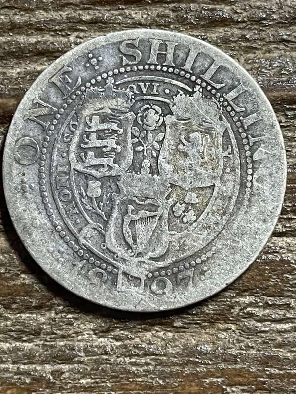 1897 *** British Shilling *** Filler silver coin