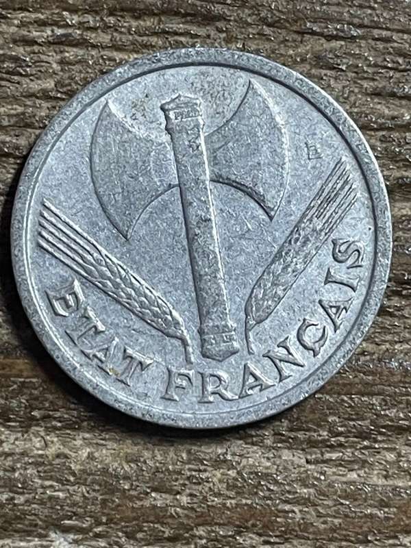 1942 *** French 1 Franc *** Aluminium coin