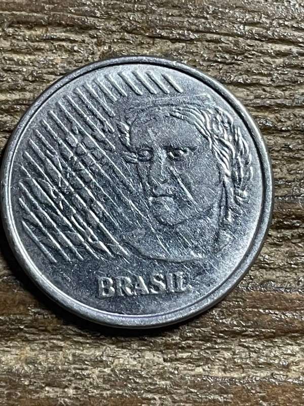 1995 *** Brazil 10 centavos *** Significant wear